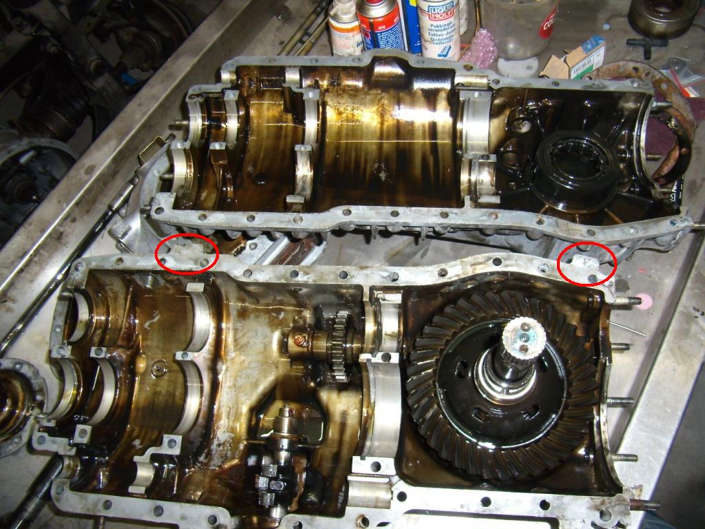gearboxinhalf.jpg