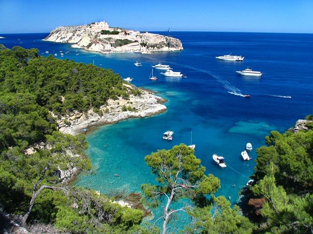italy_gargano_tremiti_islands1.jpg
