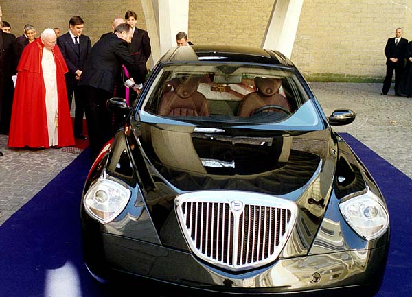 papamobile.jpg
