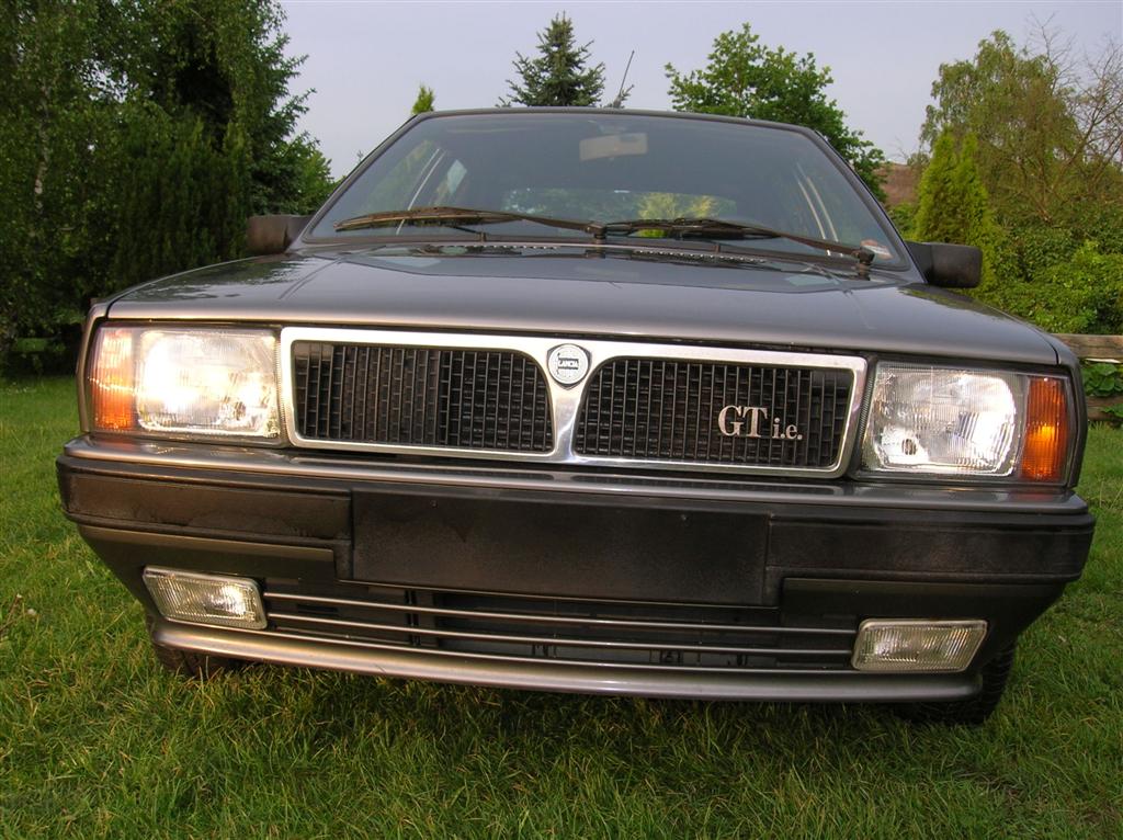 lancia delta 1 019 (large).jpg