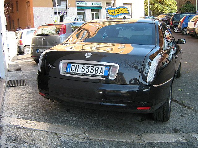 114723773_3.jpg