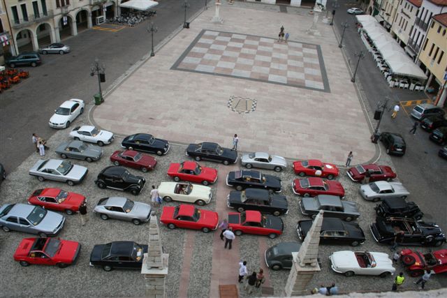 2 piazza scacchi totale.jpg