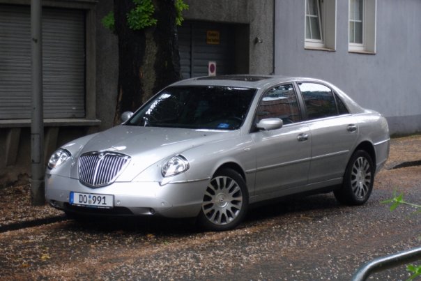 lancia thesis-dortmund.jpg