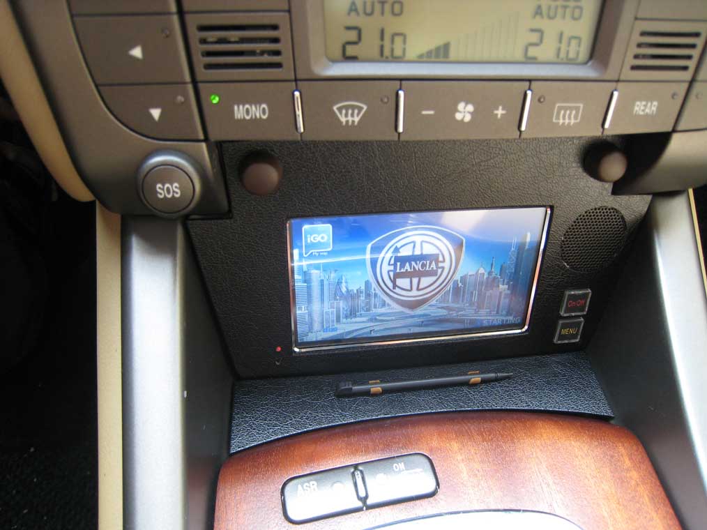03 igo lancia.jpg