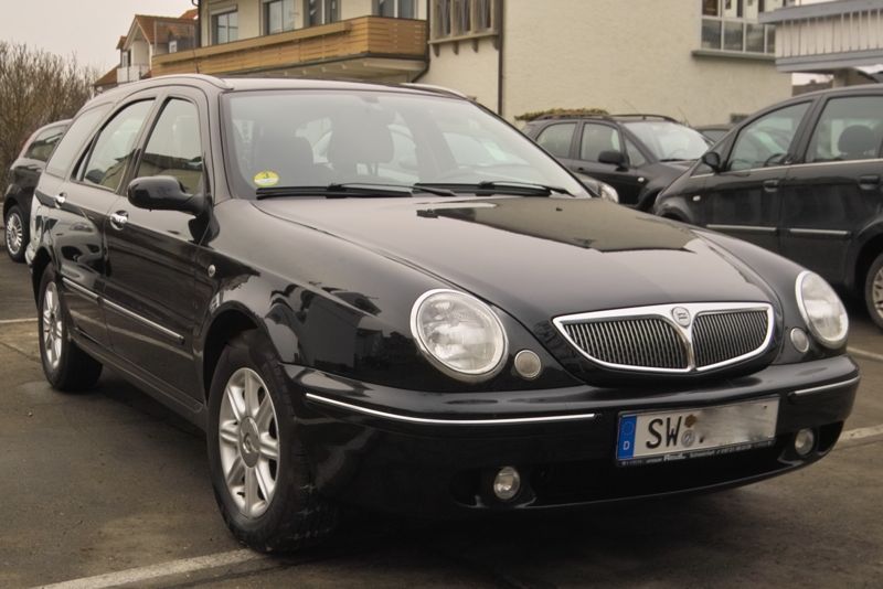 lancia_lybra_2.jpg