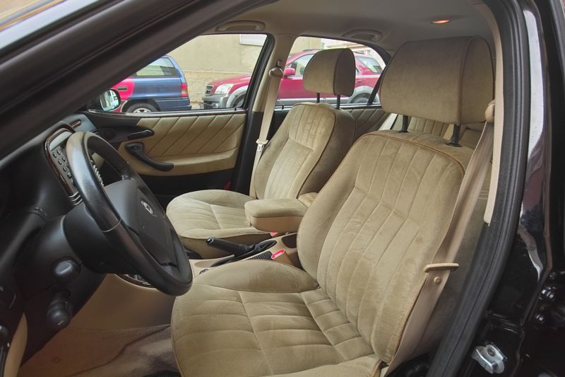 lancia_lybra_9.jpg
