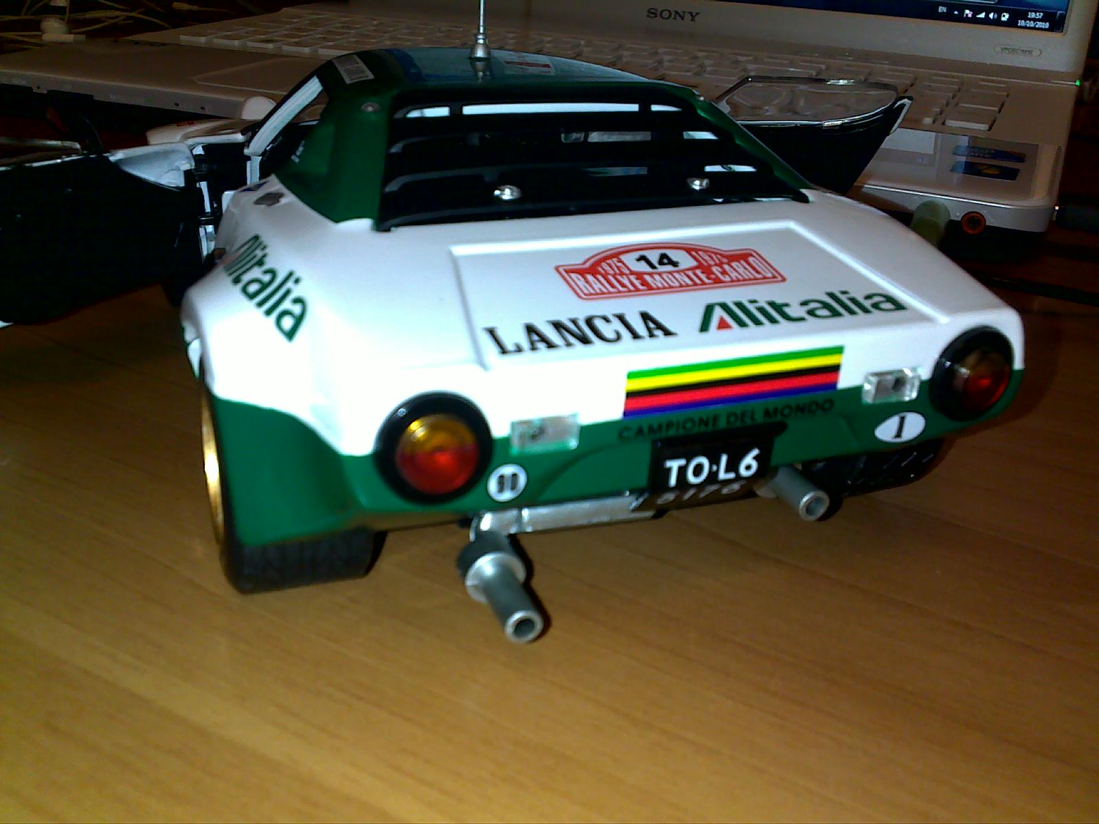 10102010972.jpg
