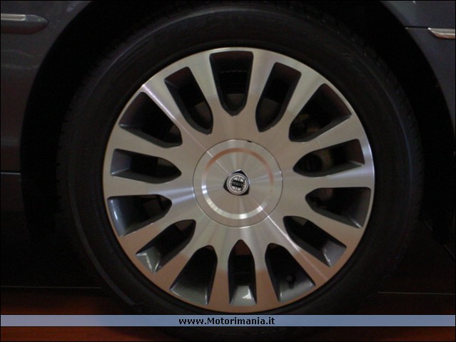 lancia_thesis_6.jpg