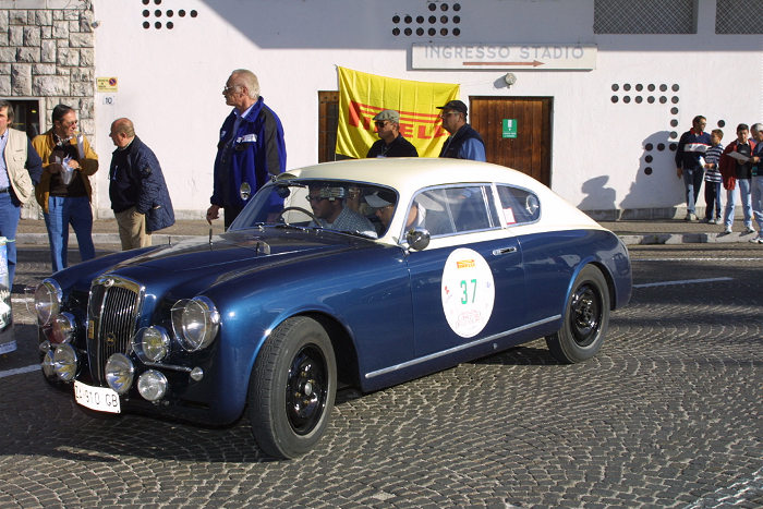 lancia-aurelia-117.jpg