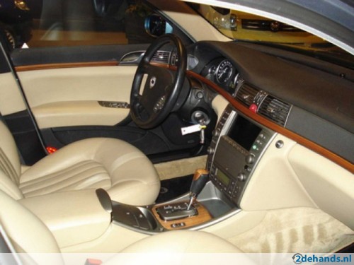 64351505_4-lancia-thesis-3-0-24v-v6-emblema-comfortronic.jpg