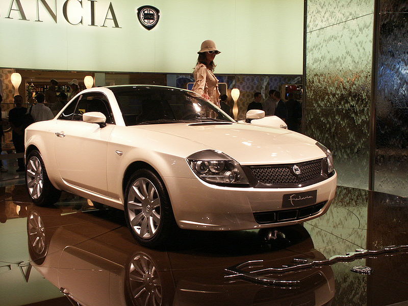 800px-lanciafulvia(2003).jpg
