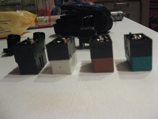 tasti vetri elettrici 004.jpg