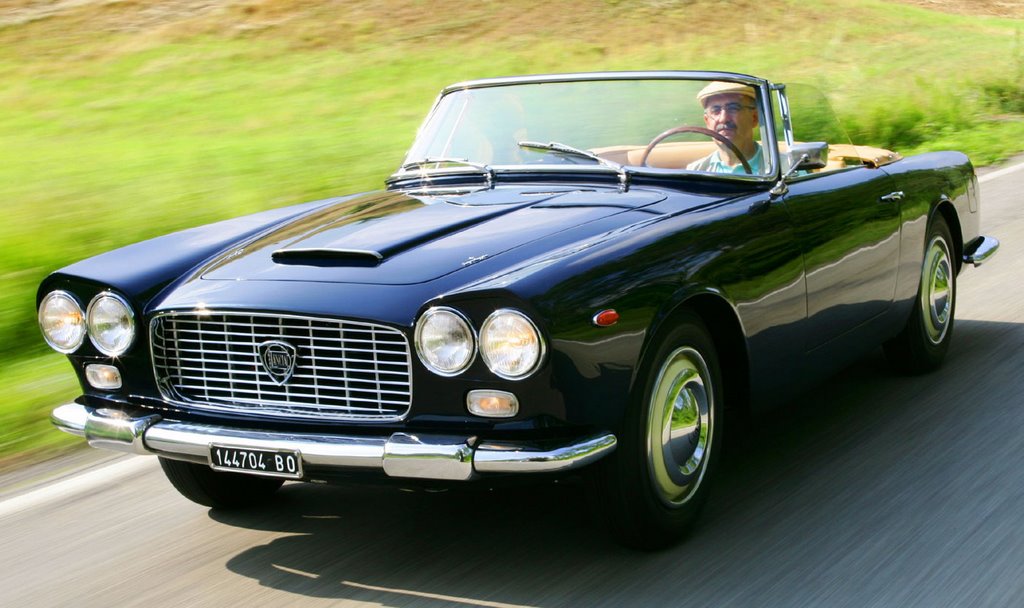 lancia flaminia convertible_.jpg