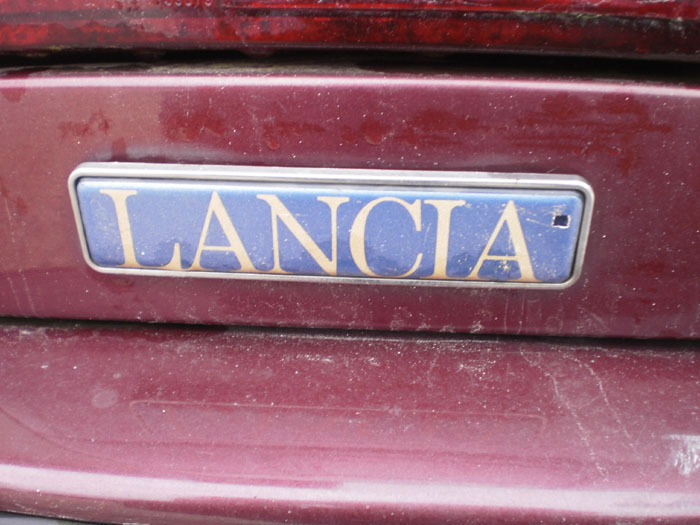 targhetta lancia postertiore.jpg