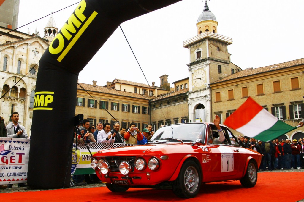 il drago  al rally città di modena con la mia fulvia [1024x768].jpg