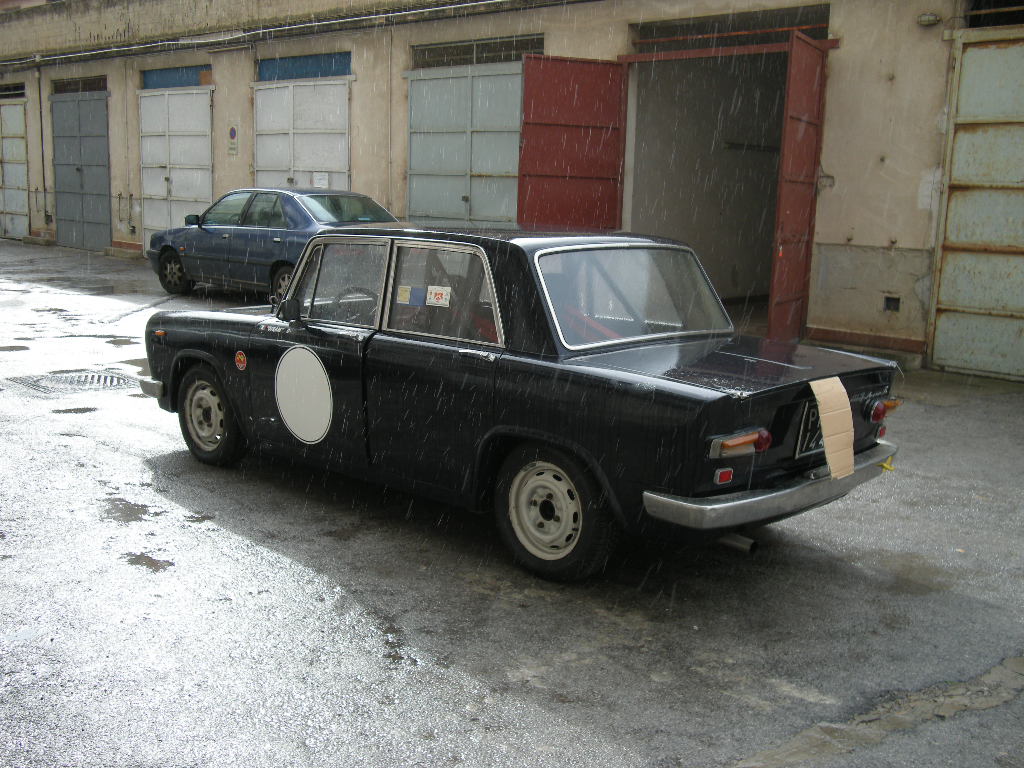 fulvia 2c vista laterale.jpg