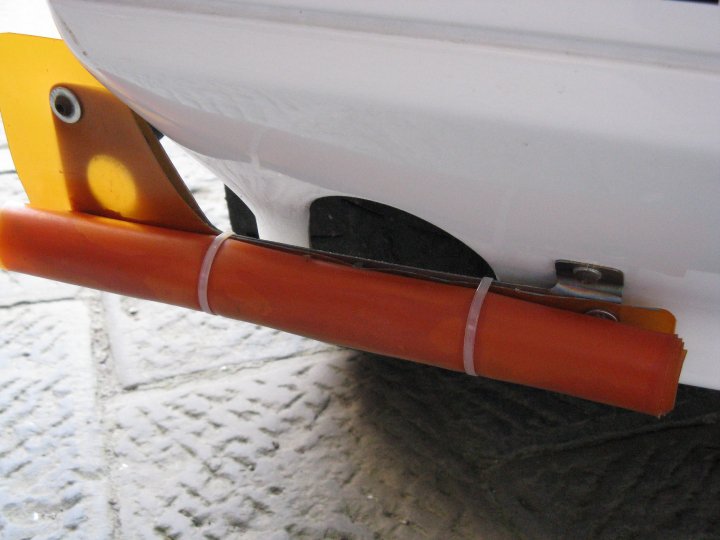 staffe para spruzzi 1 intera.jpg