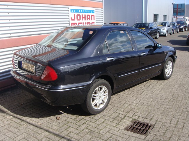 1781176-2-2-3.jpg