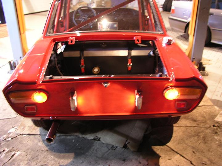 p1012686klein.jpg