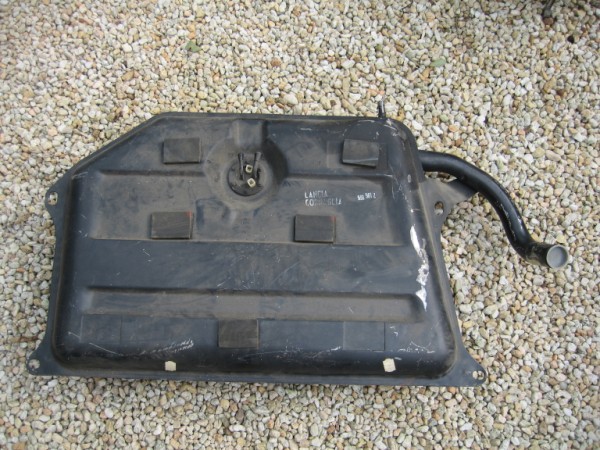 vx 011 (600 x 450).jpg