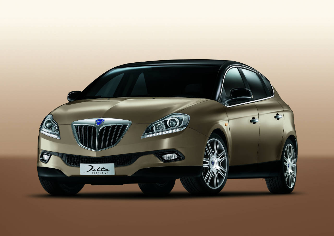 lancia_delta executive_01.jpg