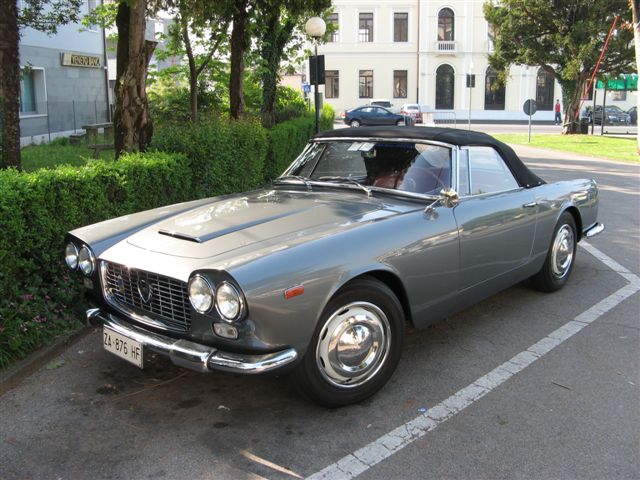 volpago flaminia convertibile touring.jpg