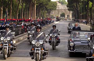 parata_duegiugno_2002.jpg