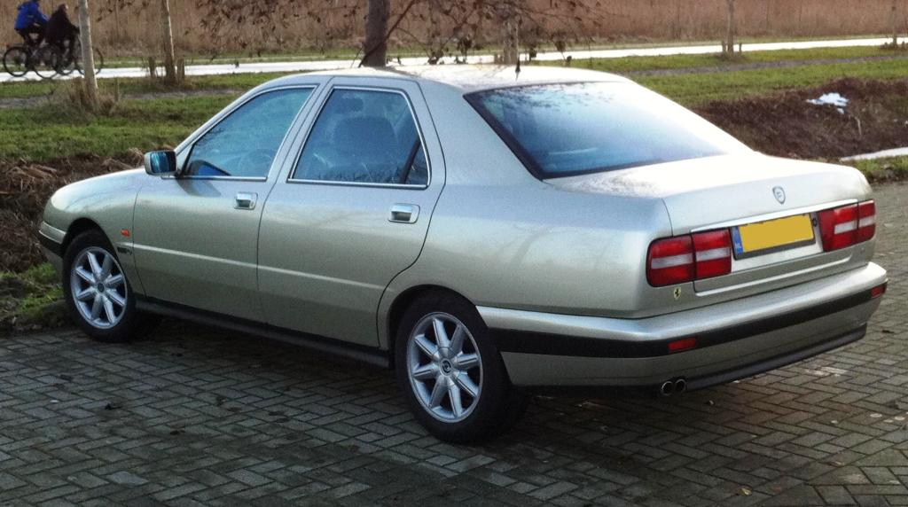 lancia 1.jpg