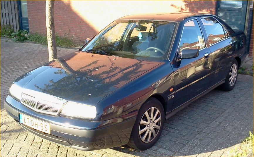lancia 3.jpg