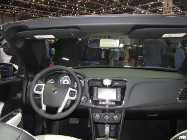 interni-nuova-lancia-flavia-cabrio-concept-4-ginevra-2011-italiantestdriver1.jpg