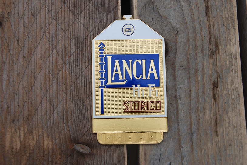 badge 001.jpg