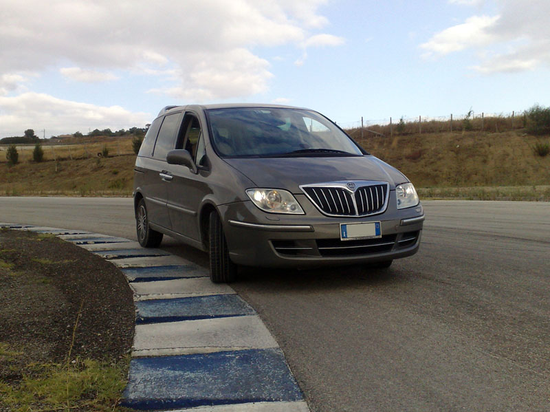 phedra_in_pista03s.jpg