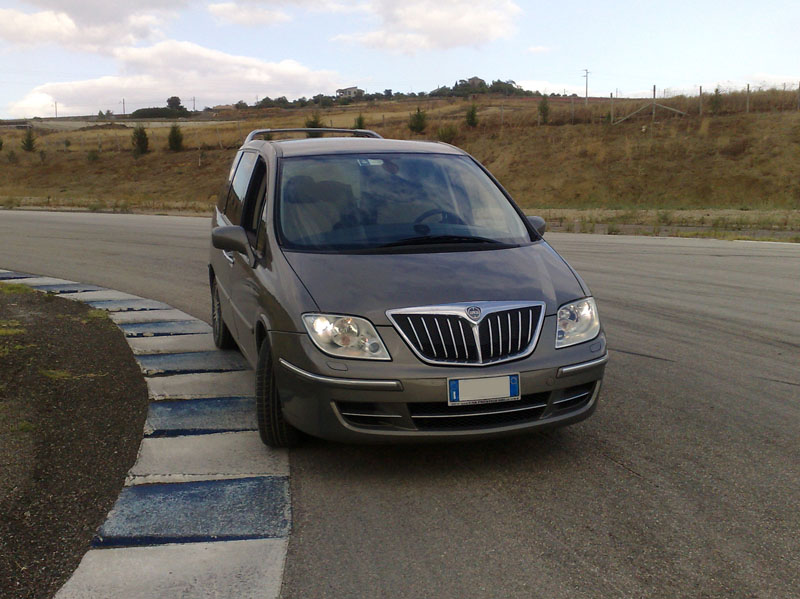 phedra_in_pista02s.jpg