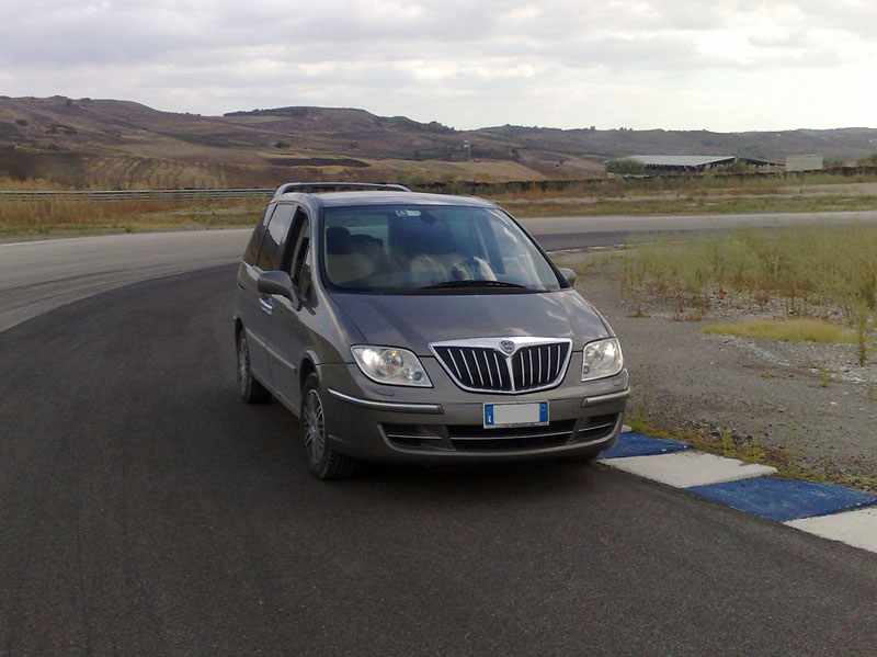 phedra_in_pista01s.jpg