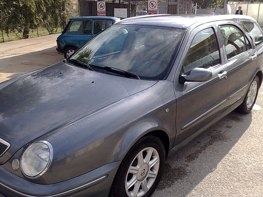 27102011682.jpg