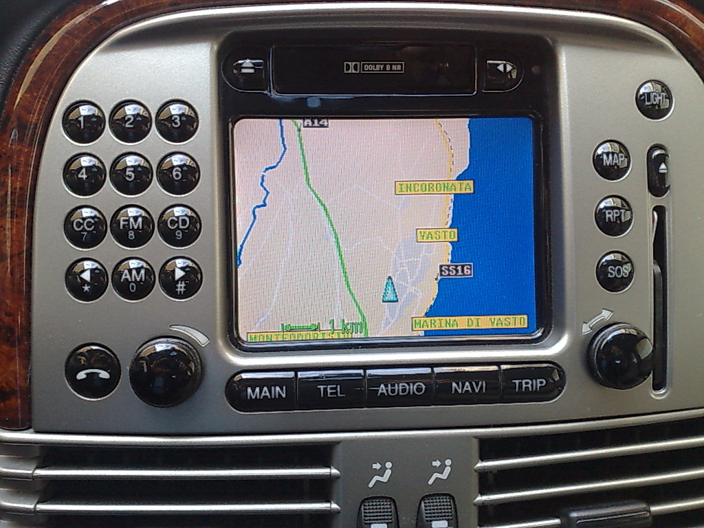27102011691.jpg