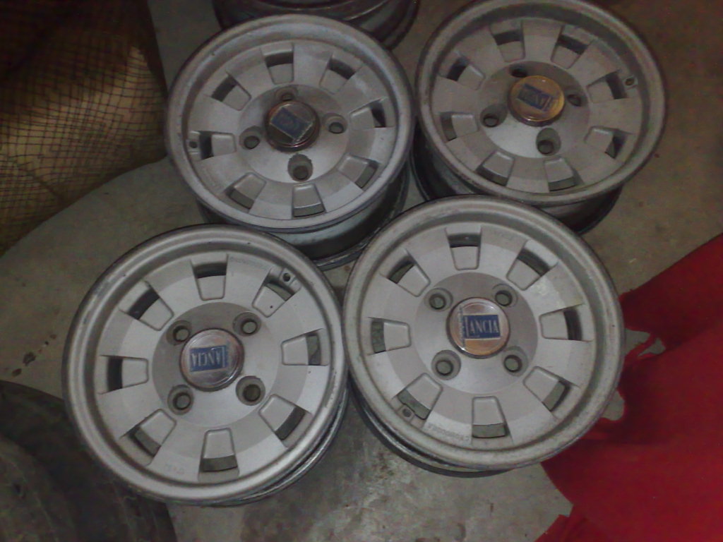 300620111897.jpg