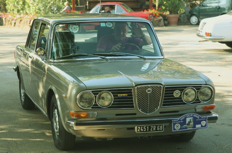 lancia 2000 ie 1972.jpg
