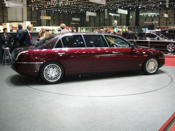 thesis limousine.jpg