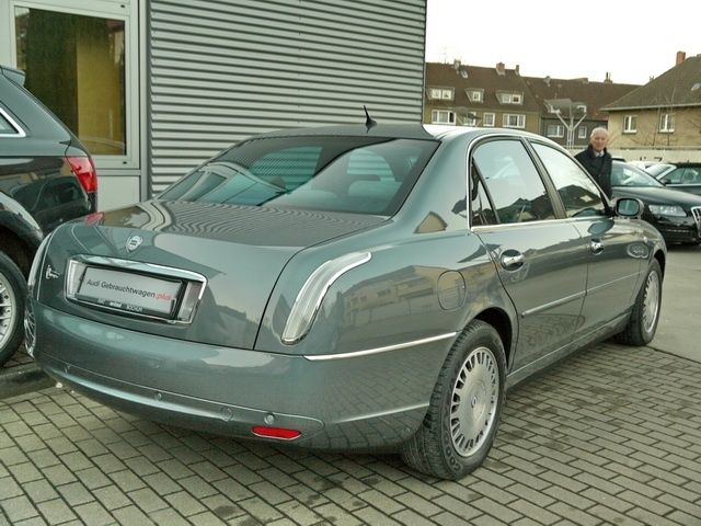 9957583b_xxl.jpg