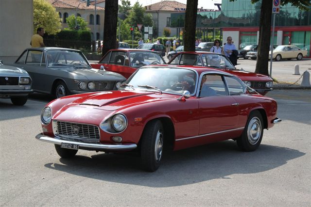 lancia flaminia super sport leg.jpg