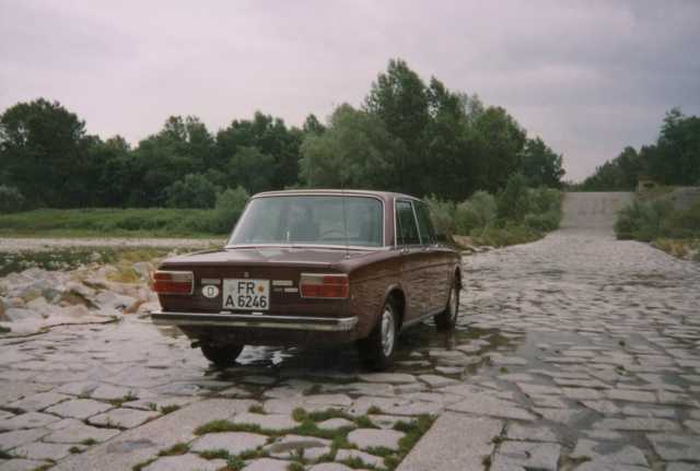 t001-005.jpg