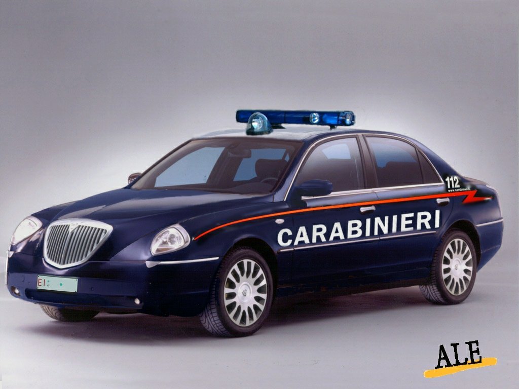 lancia thesis carabinierijj5.jpg