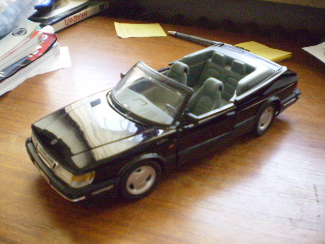 saab 900.jpg