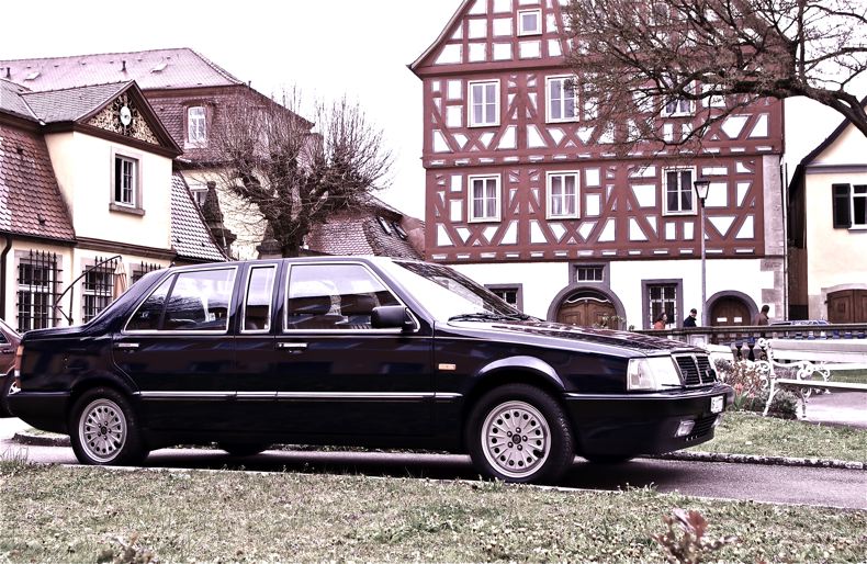 rare thema 1 limousine.jpg