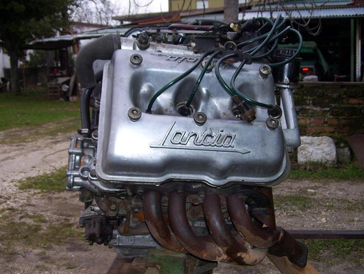 motore fulvia 4 2.jpg