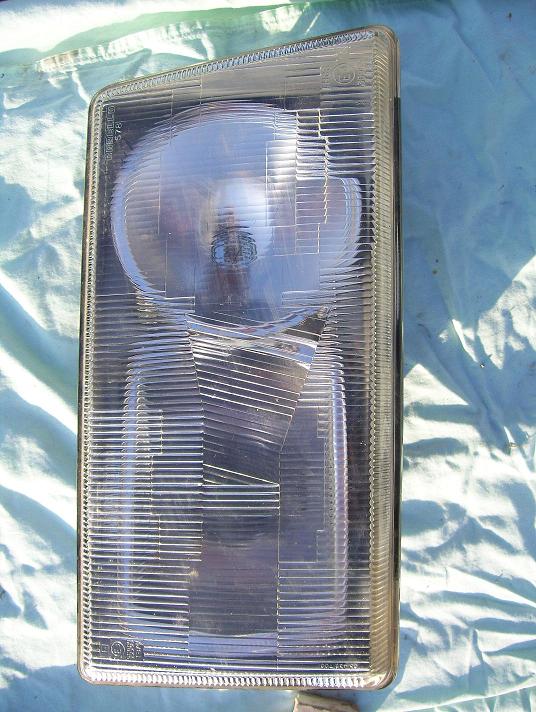 faro lancia beta carrello 2.jpg