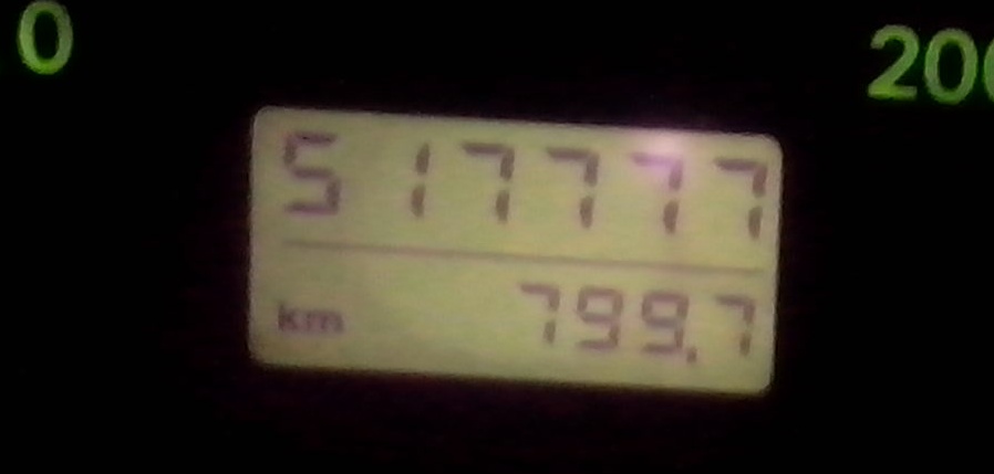tacho.jpg