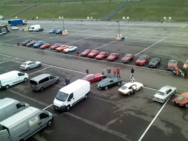 1 gruppo di zagato nel piazzale mugello 1.jpg