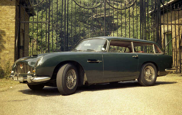 01_aston_db5_835502269_north_628x copia.jpg